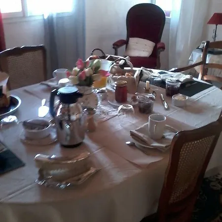 Alojamento de Acomodação e Pequeno-almoço Chambres D'hotes Chez Vincent *